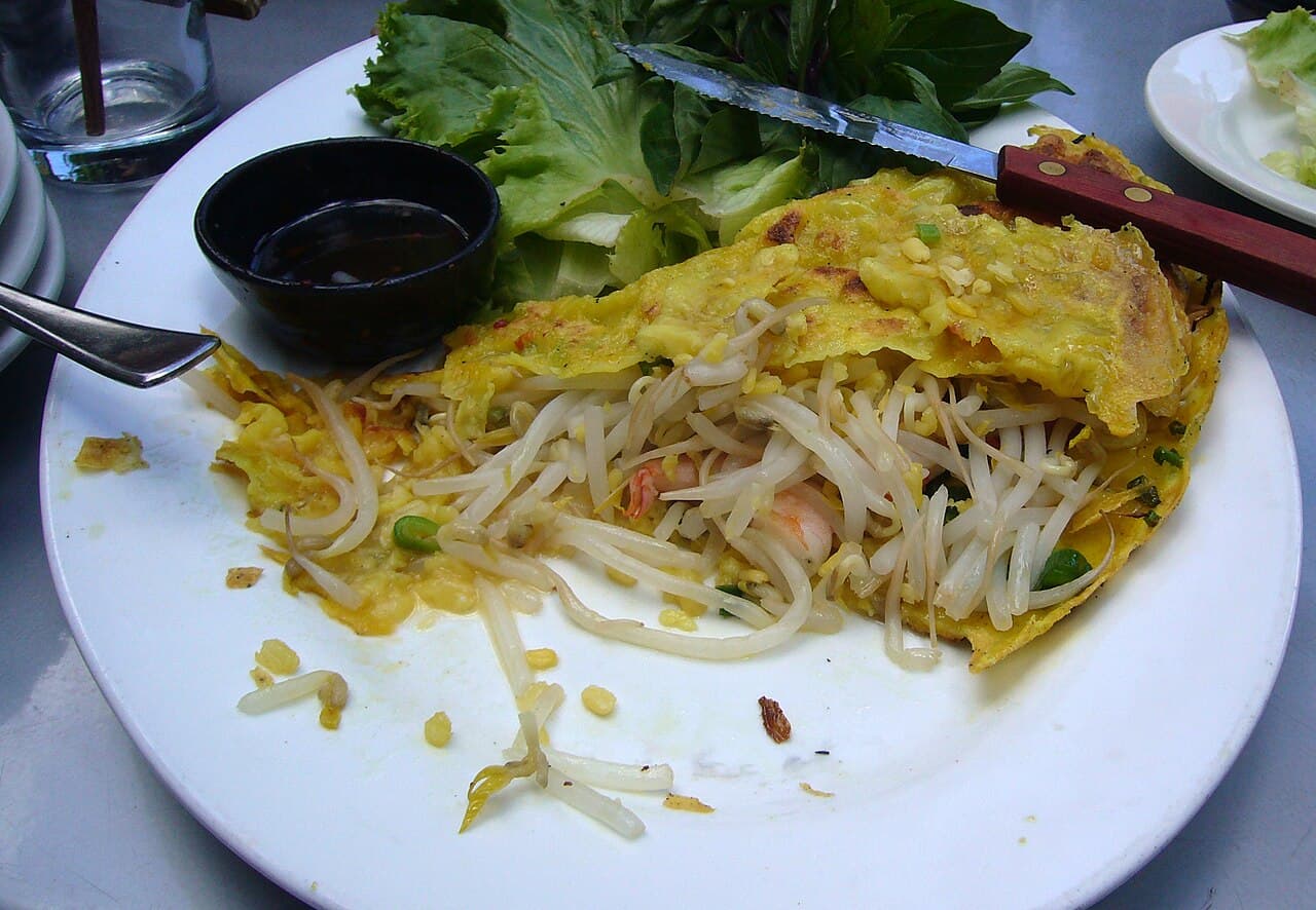 Sizzling pancake — Bánh xèo